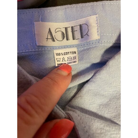 Aster Faded Blue Short Sleeve Collared Button Up Embroidered Top - Picture 7 of 8